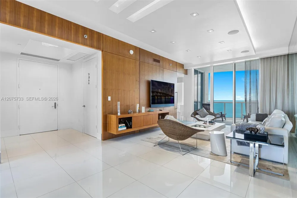 16001 SW Collins Ave #2406 Sunny Isles Beach, FL 33160