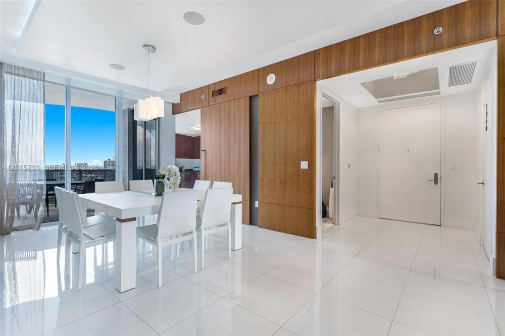 16001 SW Collins Ave #2406 Sunny Isles Beach, FL 33160