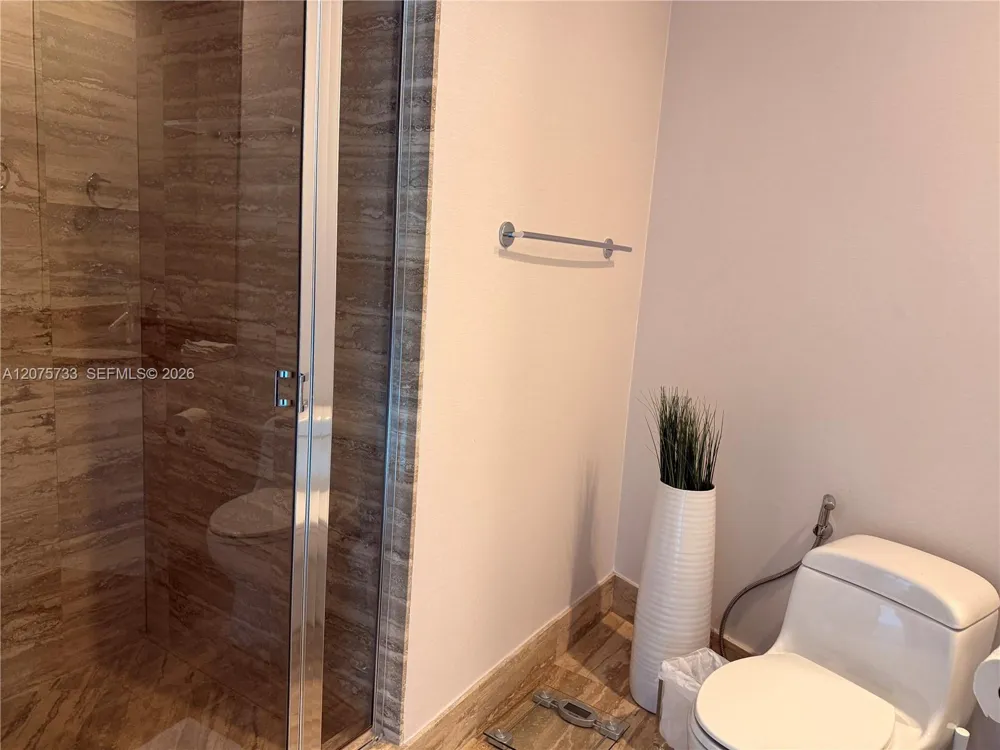 16001 SW Collins Ave #2406 Sunny Isles Beach, FL 33160