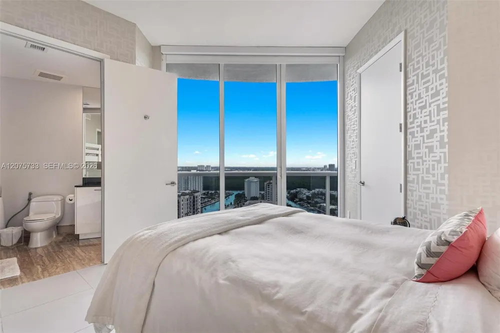 16001 SW Collins Ave #2406 Sunny Isles Beach, FL 33160