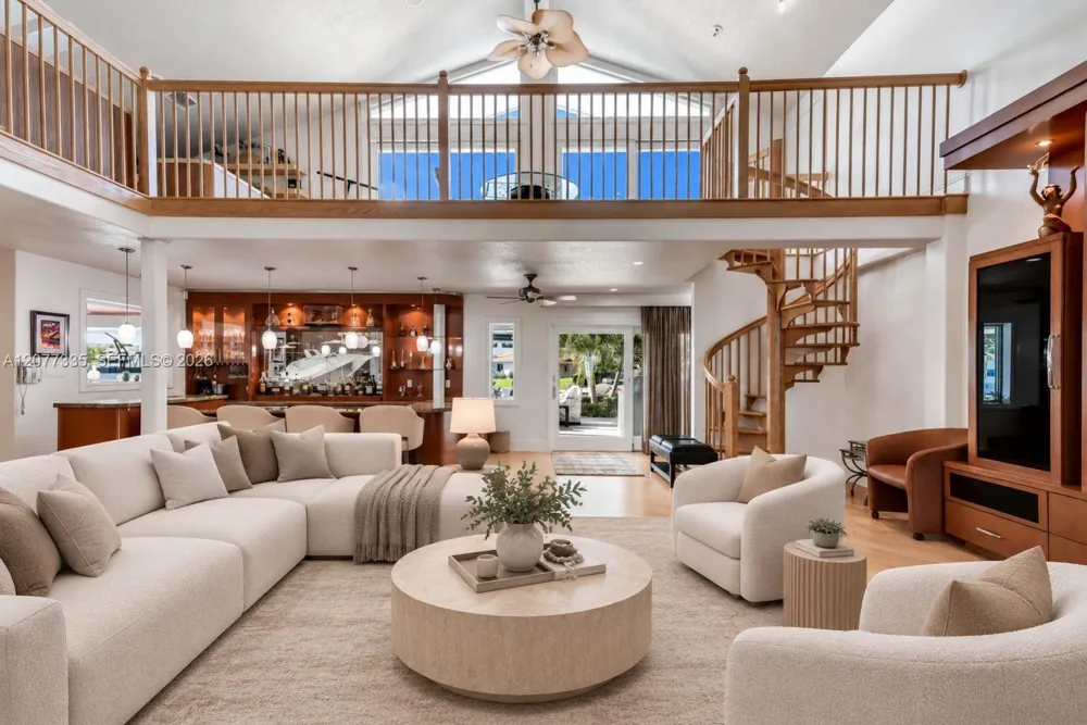 2820 NE 44th St Lighthouse Point, FL 33064