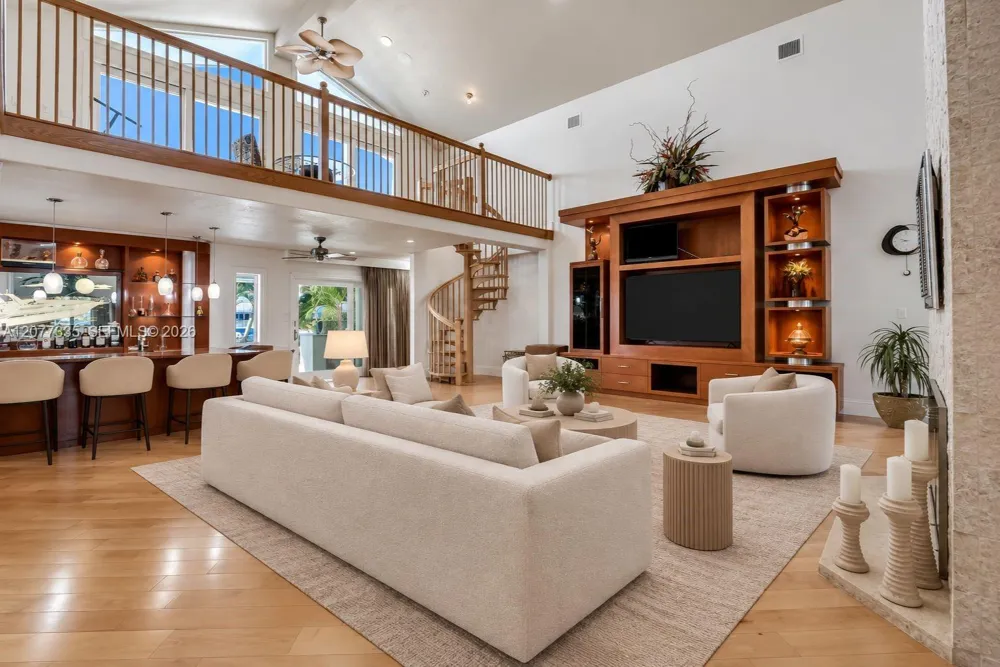 2820 NE 44th St Lighthouse Point, FL 33064
