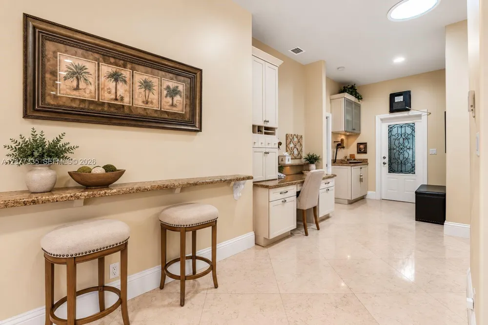 2820 NE 44th St Lighthouse Point, FL 33064