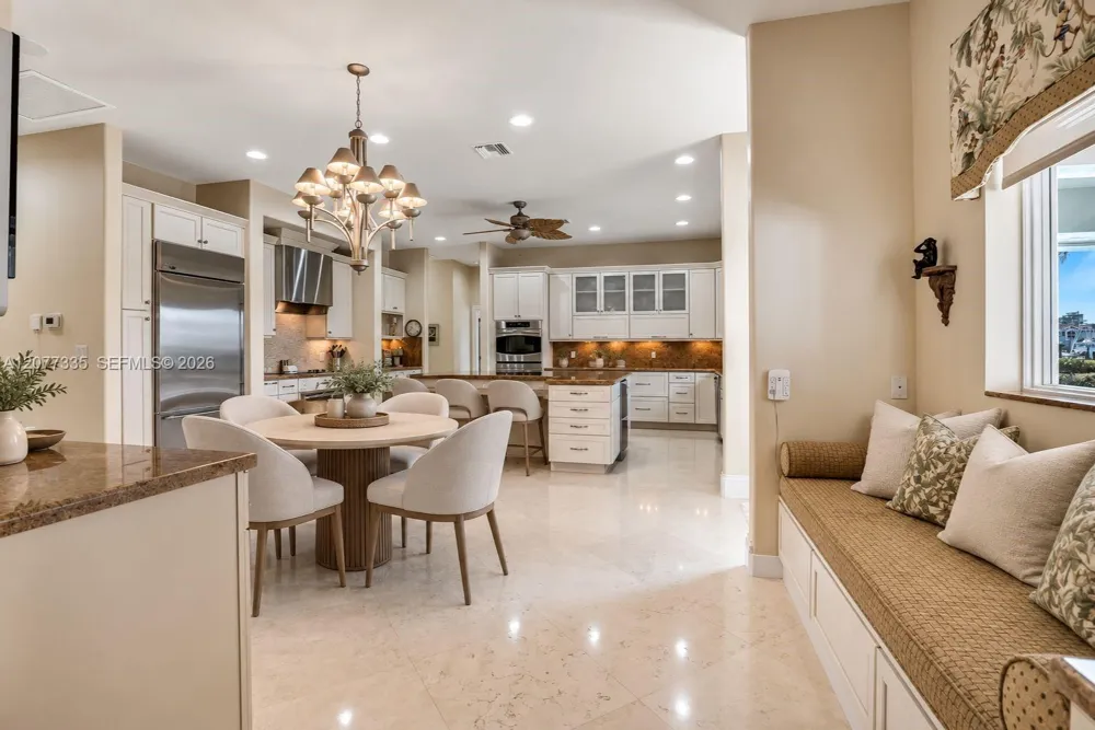 2820 NE 44th St Lighthouse Point, FL 33064