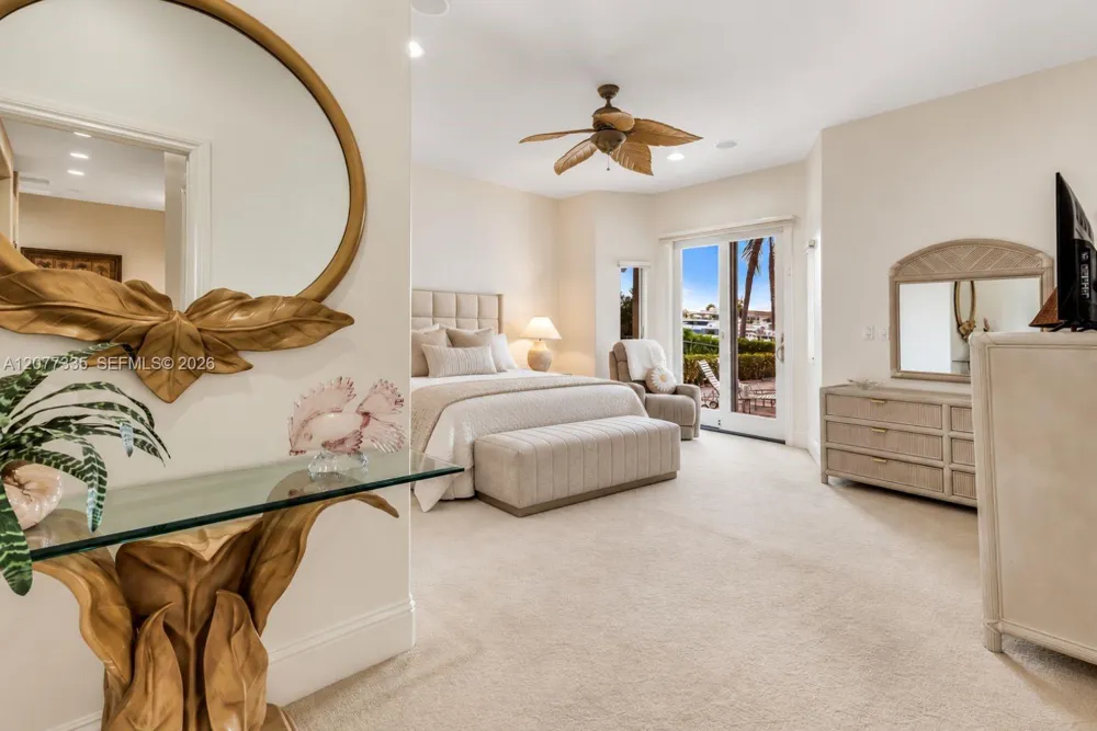 2820 NE 44th St Lighthouse Point, FL 33064