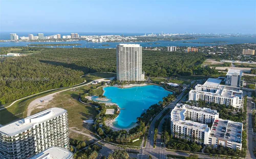2411 Laguna Circle #2402 North Miami, FL 33181