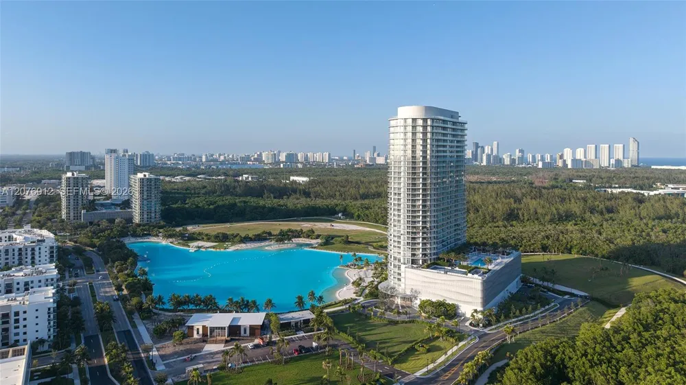 2411 Laguna Circle #2402 North Miami, FL 33181