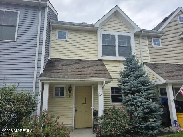 24 Cedar Crossing #16 Red Bank, NJ 07701