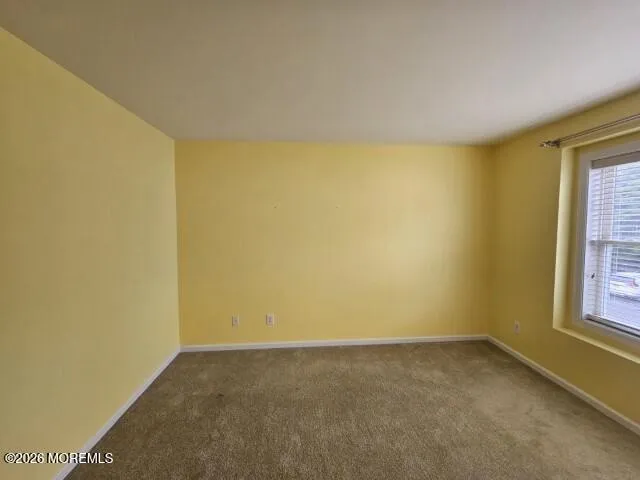 24 Cedar Crossing #16 Red Bank, NJ 07701