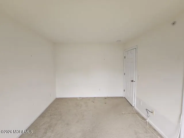 24 Cedar Crossing #16 Red Bank, NJ 07701