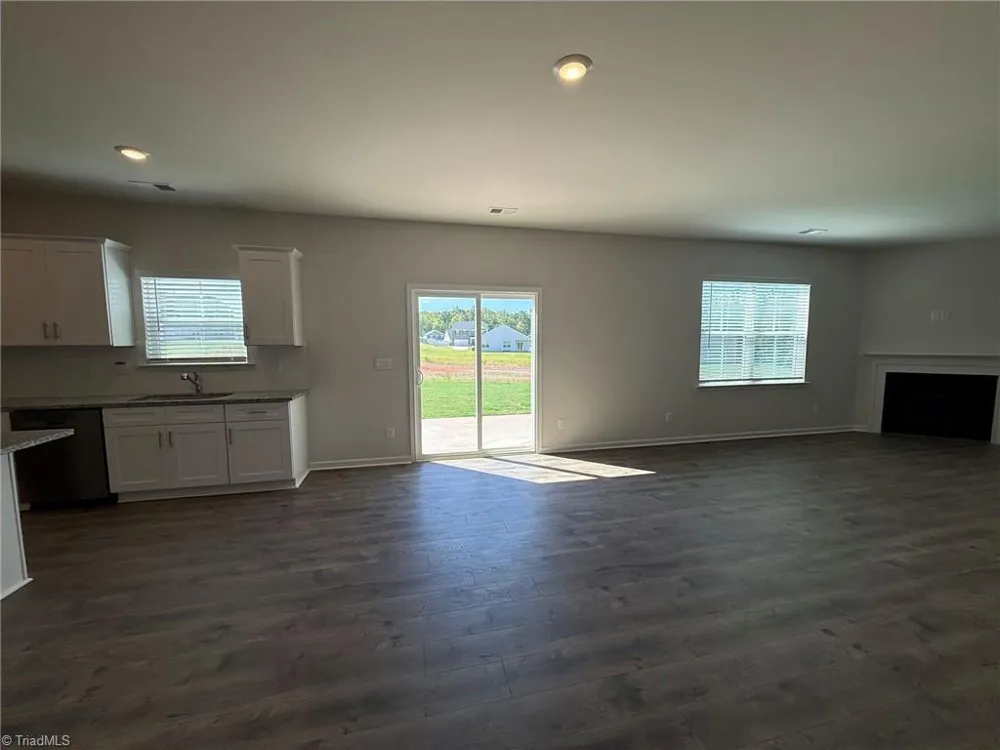 122 Longleaf Court Stokesdale, NC 27357