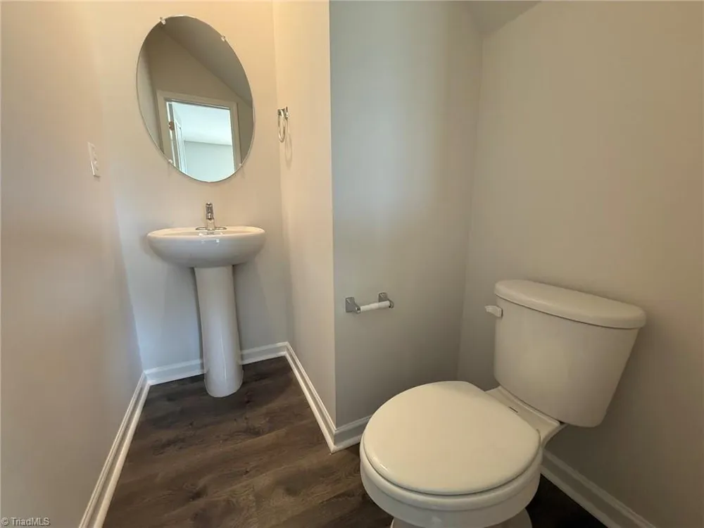 122 Longleaf Court Stokesdale, NC 27357