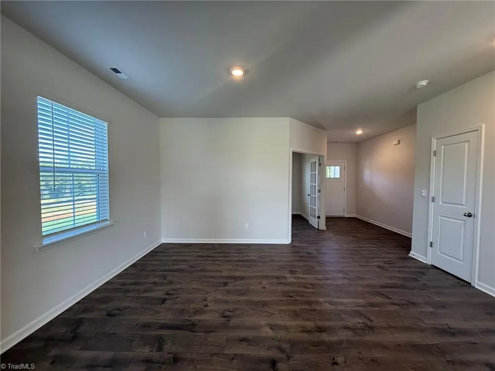 122 Longleaf Court Stokesdale, NC 27357
