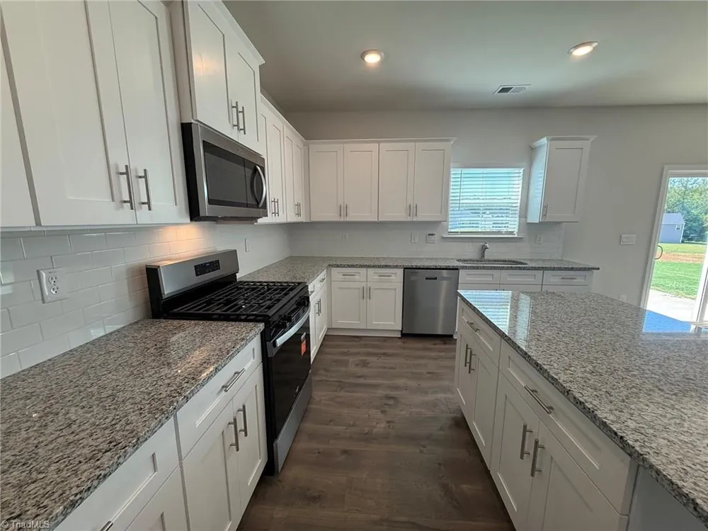 122 Longleaf Court Stokesdale, NC 27357