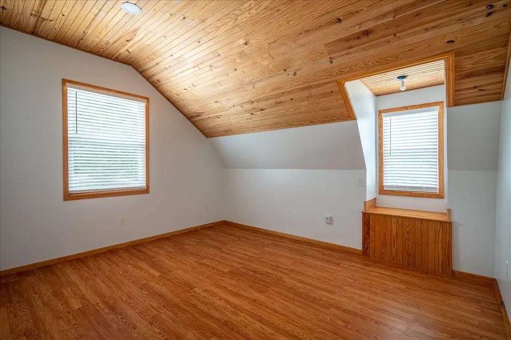 4380 Pulaski Hwy Culleoka, TN 38451