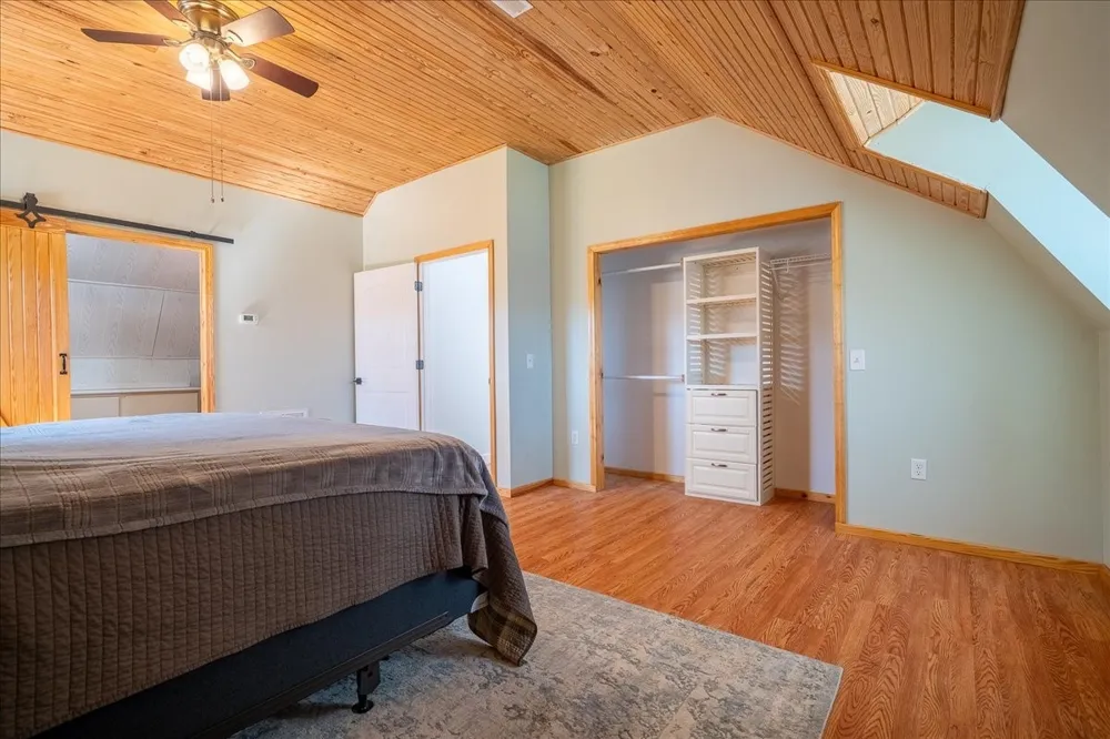 4380 Pulaski Hwy Culleoka, TN 38451