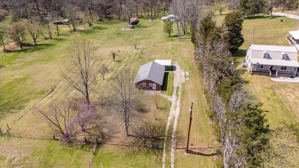 4380 Pulaski Hwy Culleoka, TN 38451