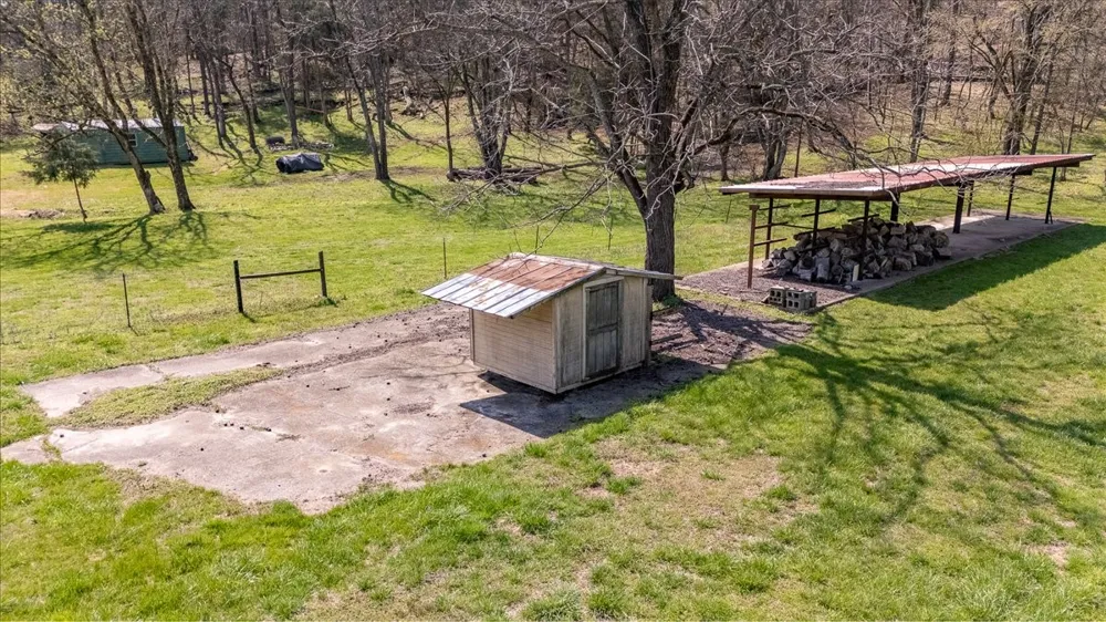 4380 Pulaski Hwy Culleoka, TN 38451