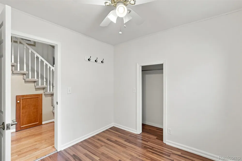 8251 McClellan Street Utica City, MI 48317