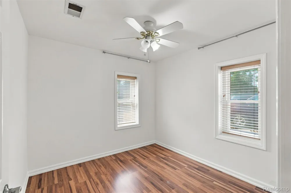 8251 McClellan Street Utica City, MI 48317