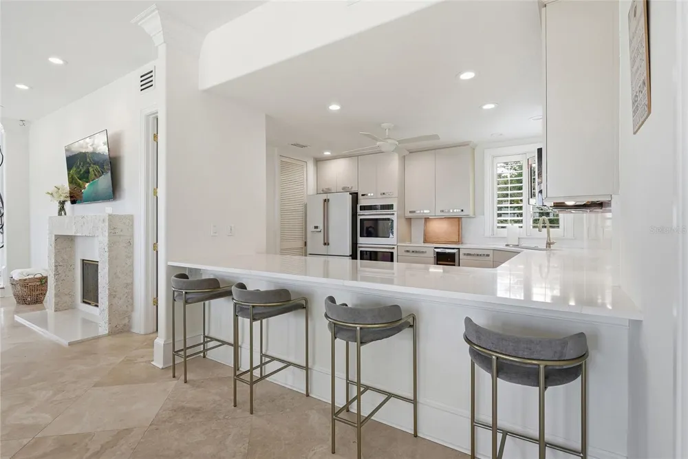 11104 WINTHROP WAY Tampa, FL 33612