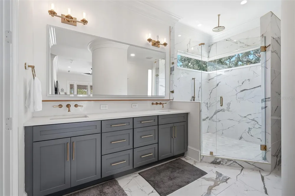 11104 WINTHROP WAY Tampa, FL 33612