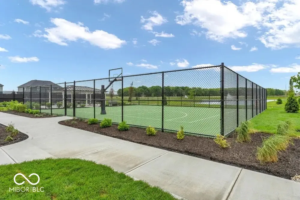 15643 Showdown Road Noblesville, IN 46060