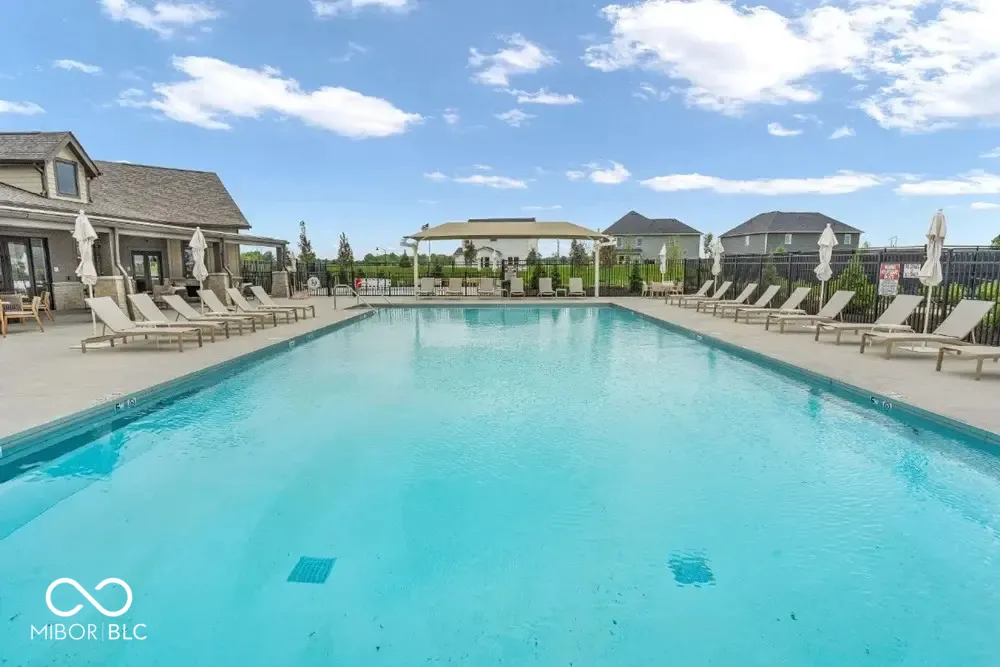 15643 Showdown Road Noblesville, IN 46060