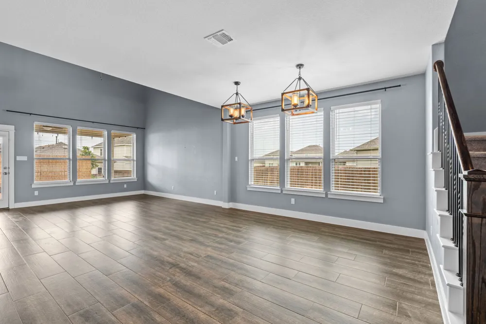 525 Compania Cove Liberty Hill, TX 78642