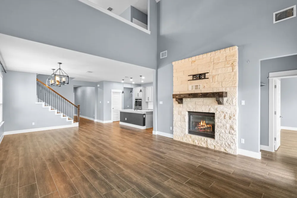 525 Compania Cove Liberty Hill, TX 78642