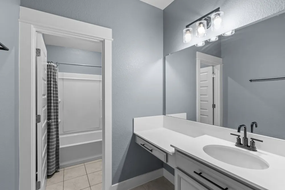 525 Compania Cove Liberty Hill, TX 78642
