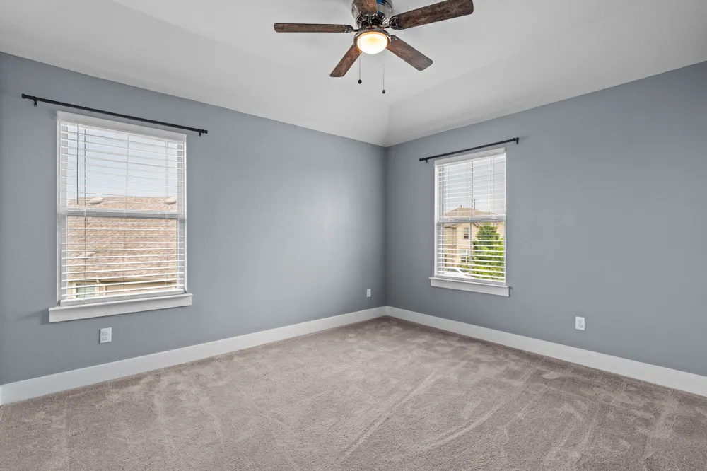 525 Compania Cove Liberty Hill, TX 78642
