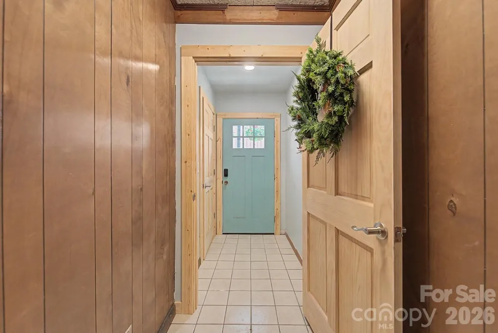28 Everett Street Bryson City, NC 28713