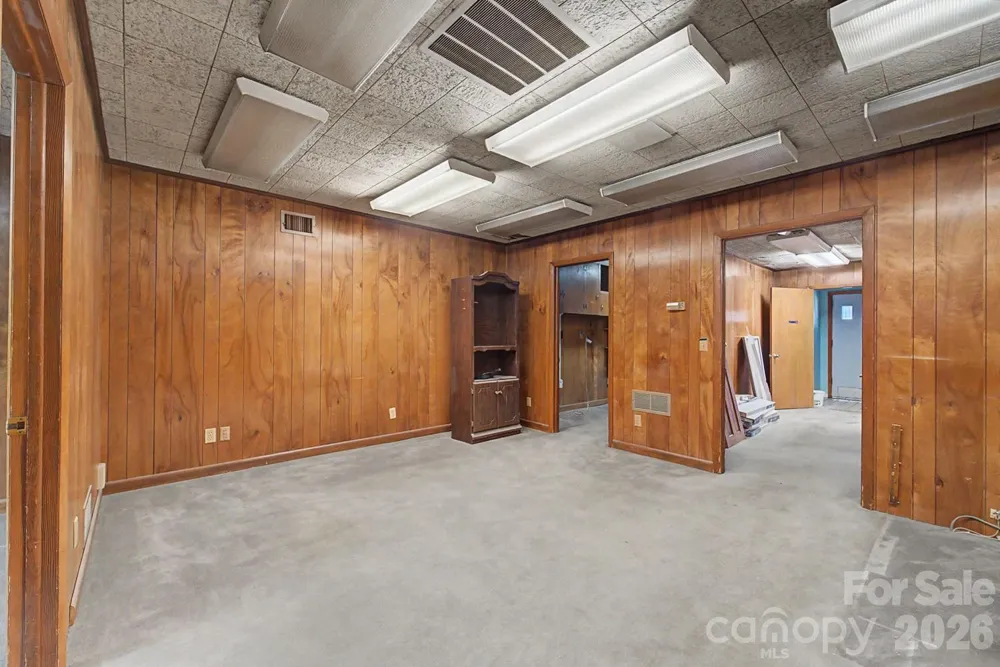 28 Everett Street Bryson City, NC 28713