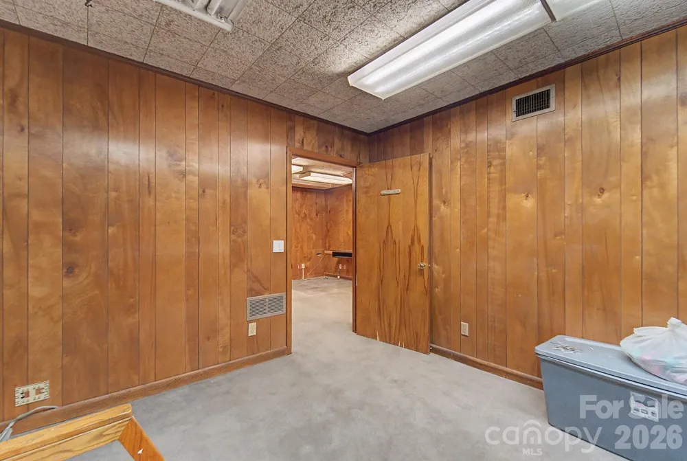 28 Everett Street Bryson City, NC 28713