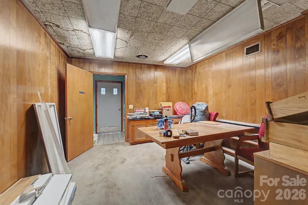 28 Everett Street Bryson City, NC 28713