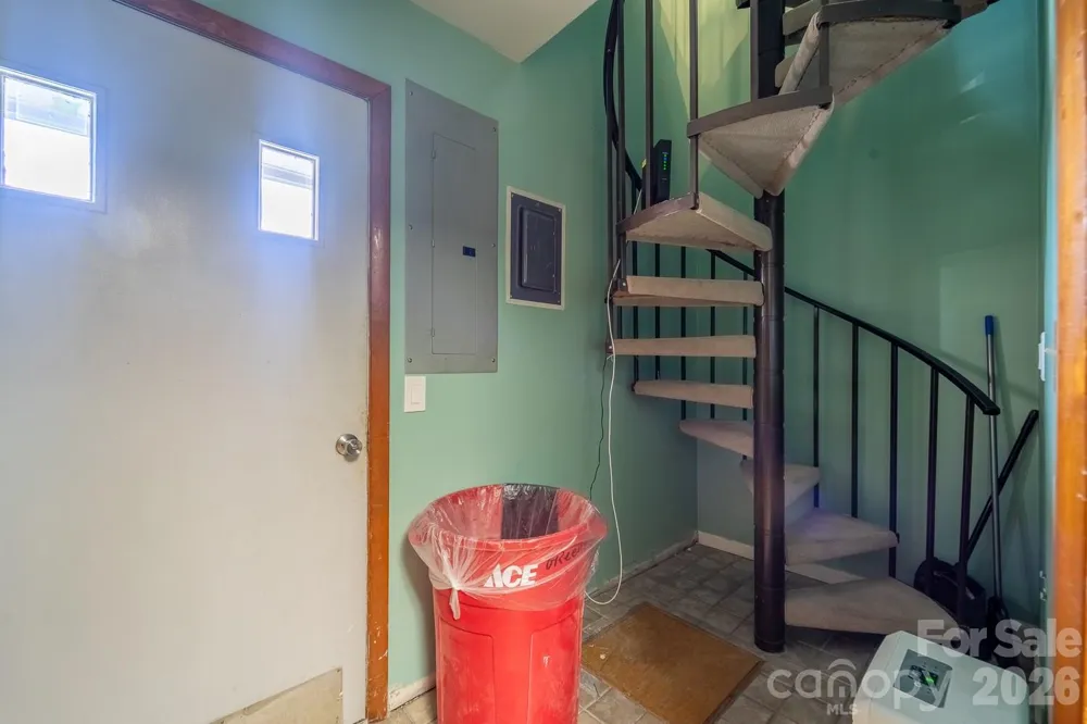 28 Everett Street Bryson City, NC 28713