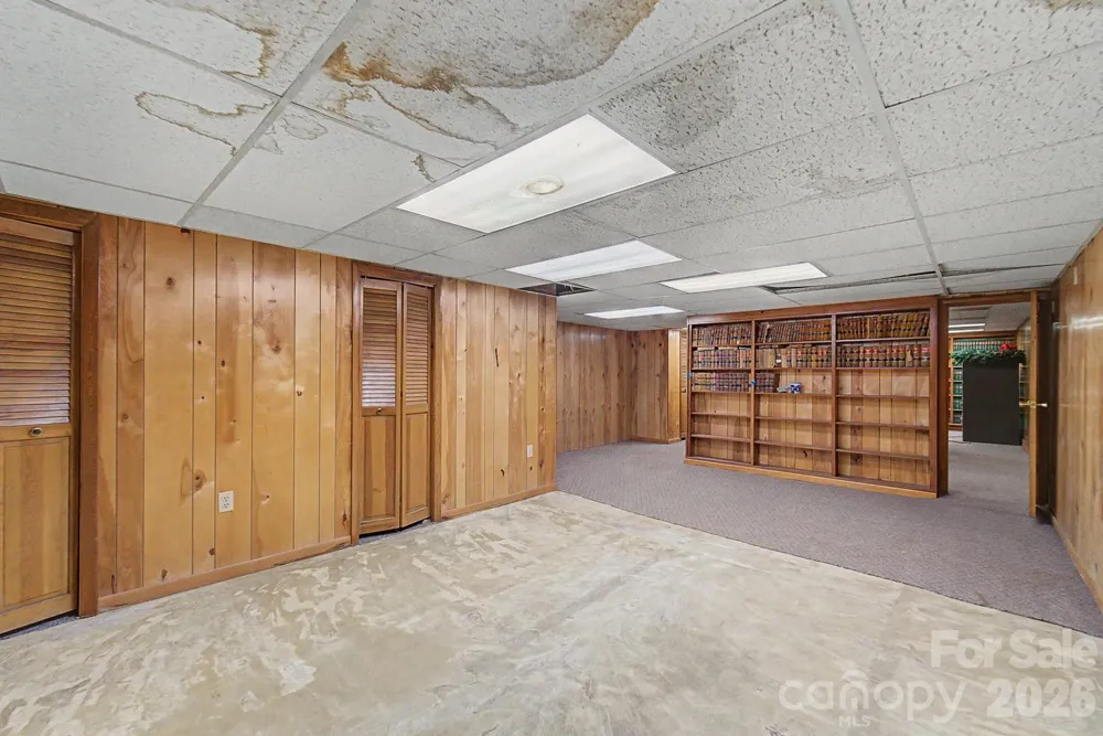 28 Everett Street Bryson City, NC 28713