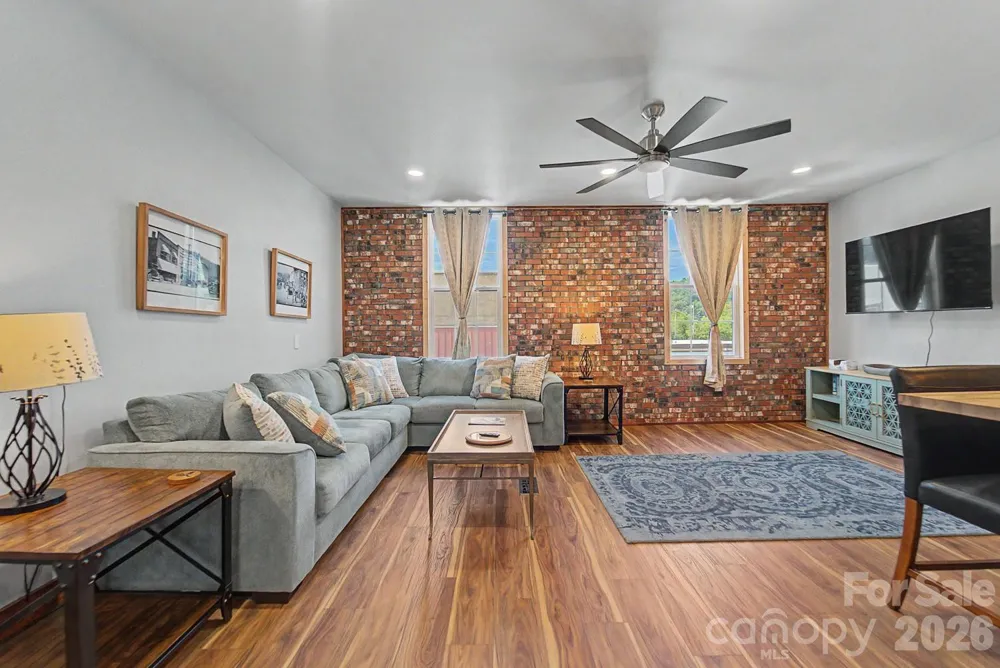28 Everett Street Bryson City, NC 28713