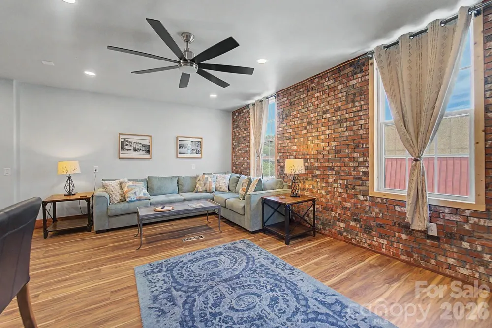 28 Everett Street Bryson City, NC 28713
