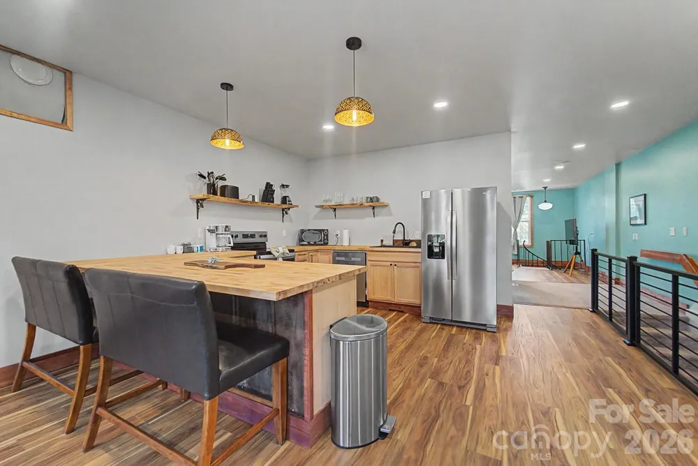 28 Everett Street Bryson City, NC 28713