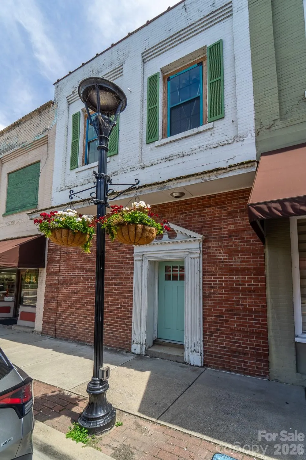 28 Everett Street Bryson City, NC 28713