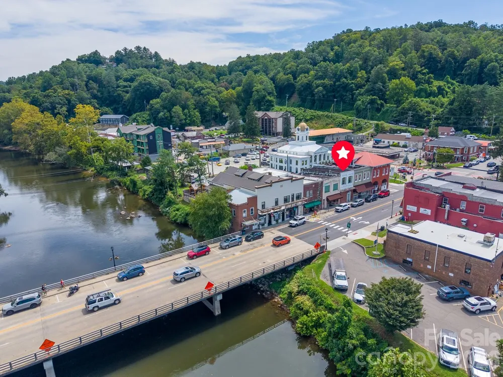28 Everett Street Bryson City, NC 28713