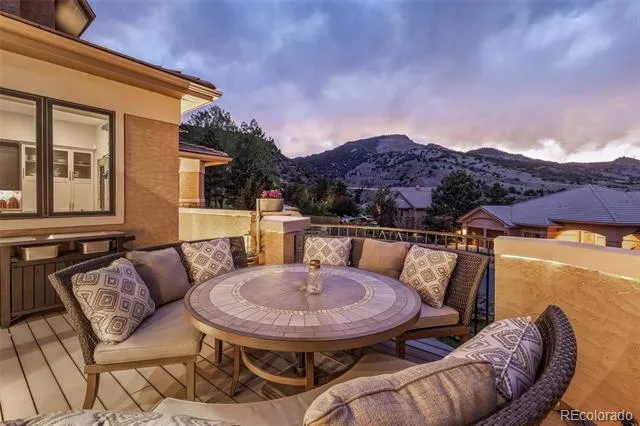 17071 Snowcreek Lane Morrison, CO 80465