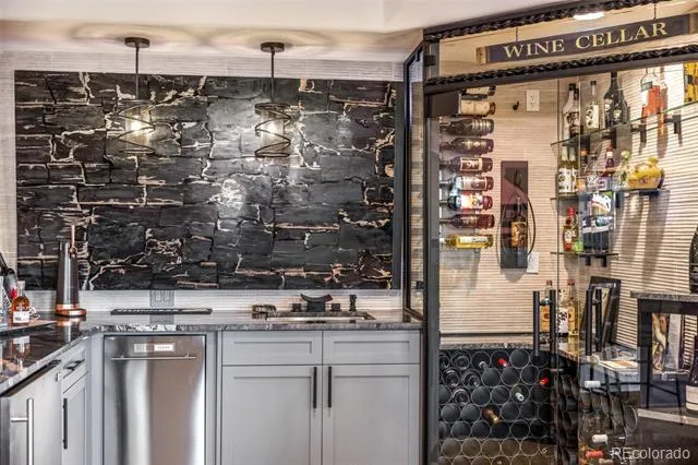 17071 Snowcreek Lane Morrison, CO 80465