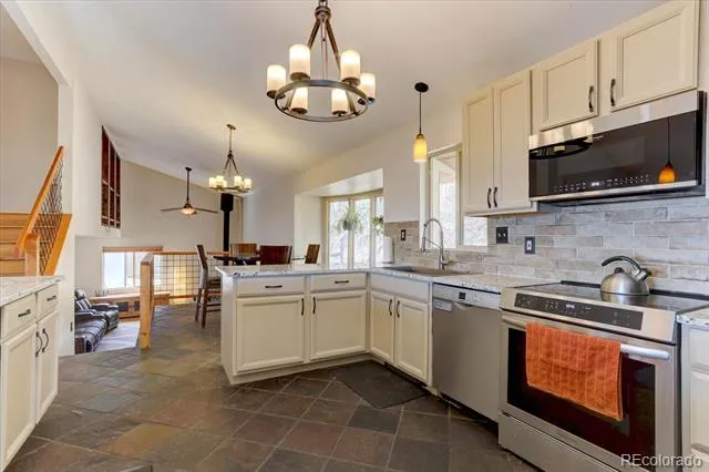 9648 Yegge Road Morrison, CO 80465