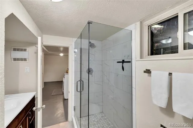 1977 S Newton Lakewood, CO 80219