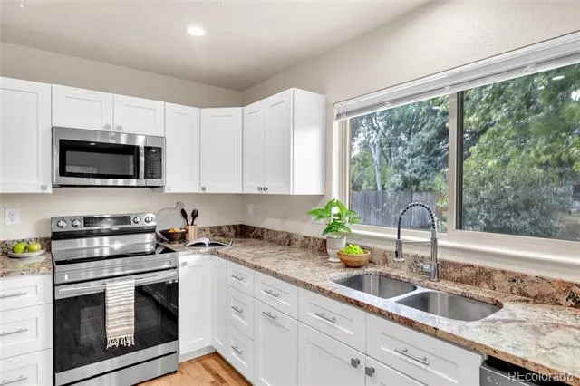 1977 S Newton Lakewood, CO 80219