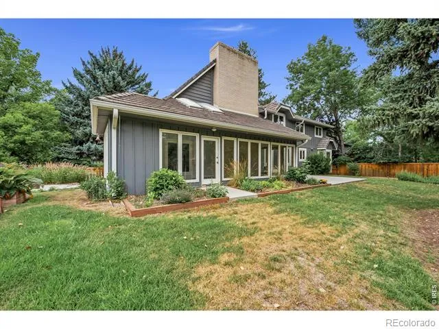 1916 Pawnee Drive Fort Collins, CO 80525