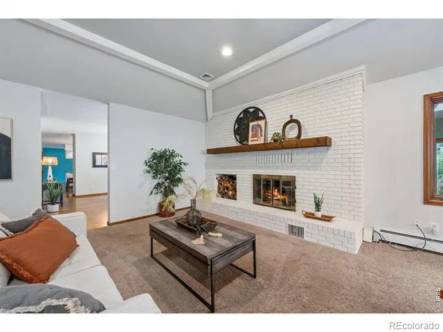 1916 Pawnee Drive Fort Collins, CO 80525